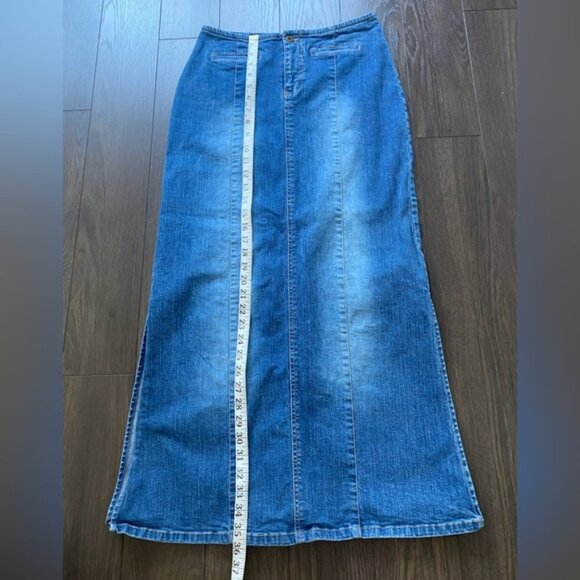 90’s Denim Maxi Skirt - Picture 11 of 15